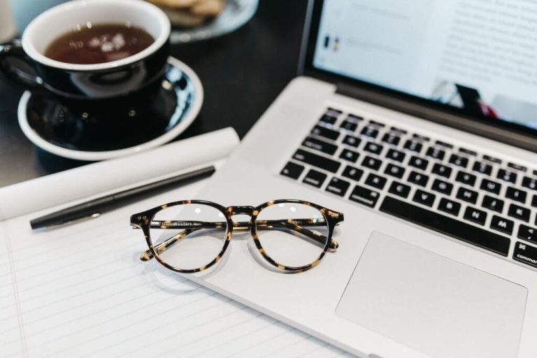 The Benefits of Computer Glasses