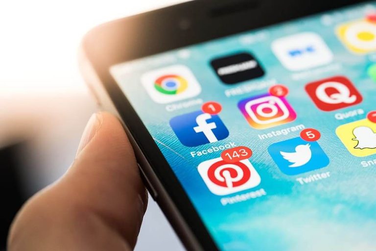 How social media does more harm than good for teens