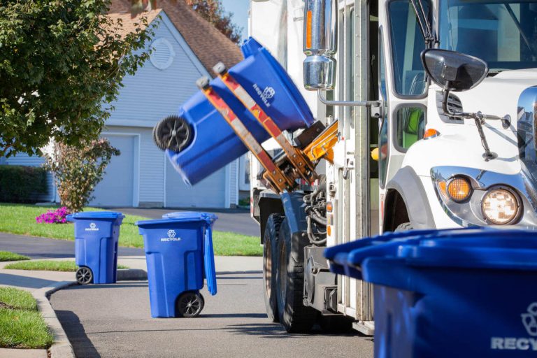 5 Ways Electronic Recycling Can Help the Community Protect Natural Resources